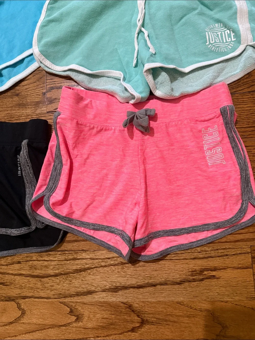 Girls bundle of 6 shorts various brands and colors size 10-12 EUC